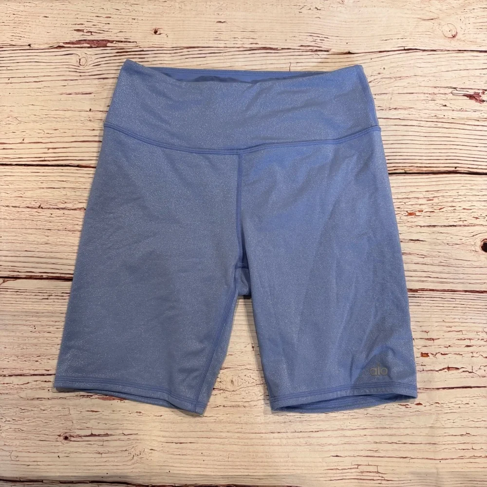 ALO Yoga High Waist Glitter Bike Short in Marina/Silver Sz M